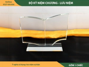 Kỉ niệm chương thủy tinh - Sự kiện