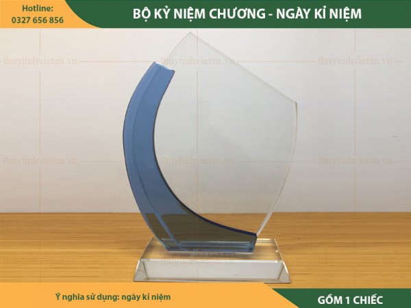 Kỉ niệm chương thủy tinh - ngày kỉ niệm